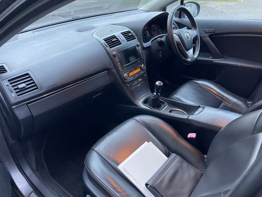 Used Toyota Avensis 2011 for sale - 76496634: Photo 5