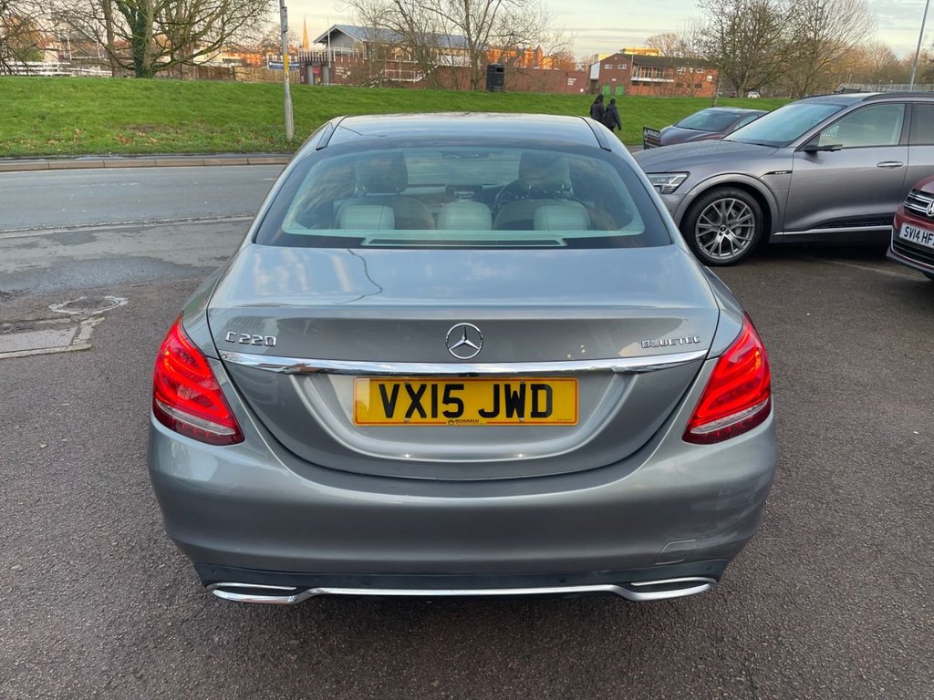 Used Mercedes-Benz C Class 2015 for sale - 76962155: Photo 5