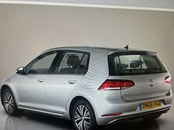 Used Volkswagen Golf 2018 for sale - 79843431: Photo