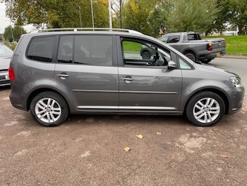 Used Volkswagen Touran 2014 for sale - 76216898: Photo 4