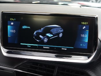 Used Peugeot 2008 2022 for sale - 75572362: Photo