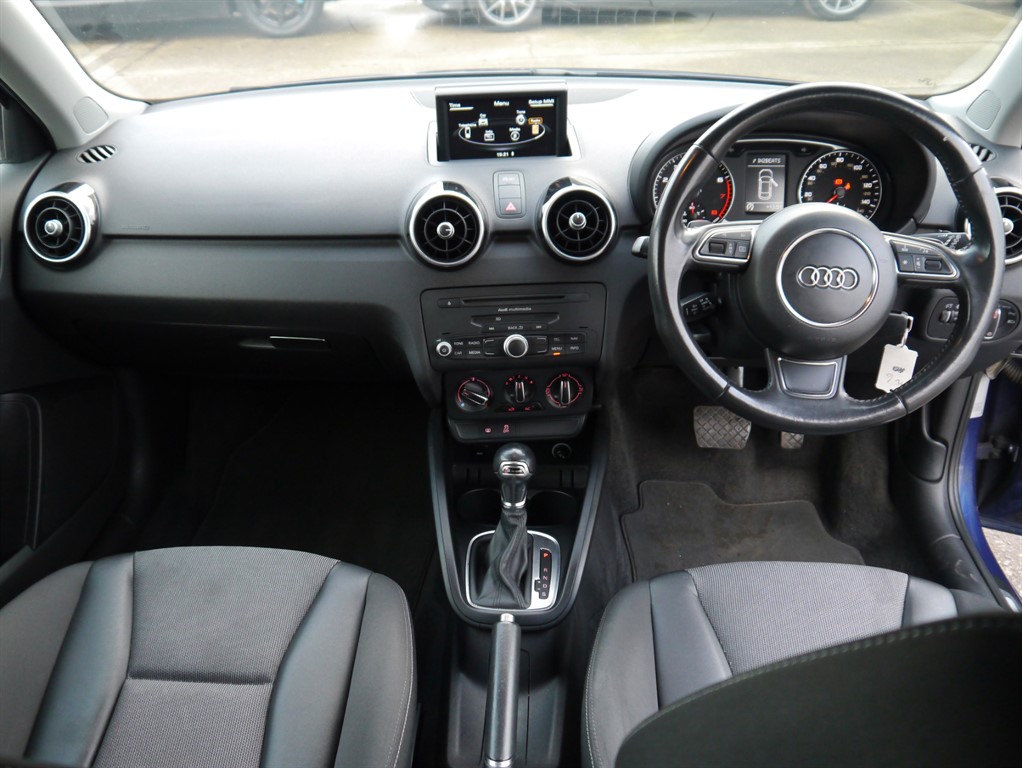 Used Audi A1 2014 for sale - 76894979: Photo 4