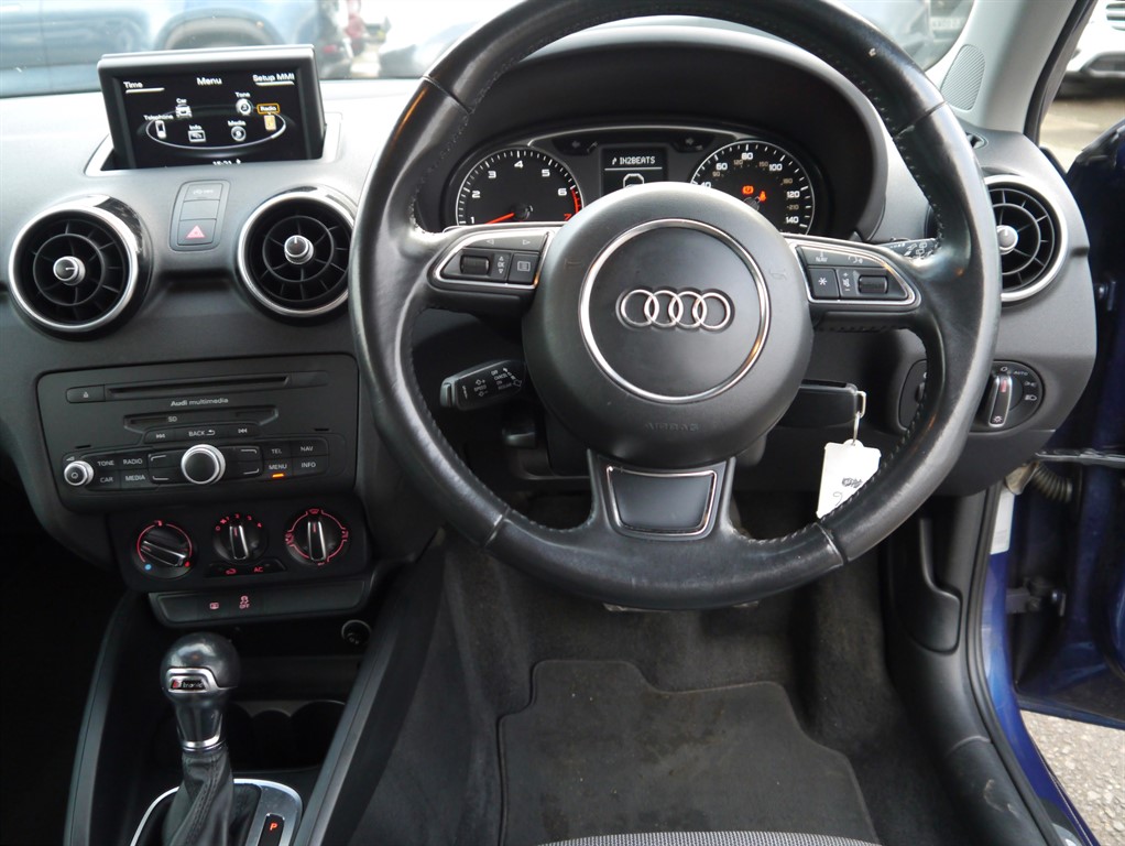 Used Audi A1 2014 for sale - 76894979: Photo 6