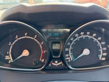 Used Ford Fiesta 2016 for sale - 74728106: Photo