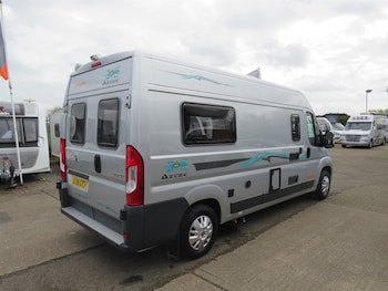 Used Peugeot Boxer 2018 for sale - 78212162: Photo