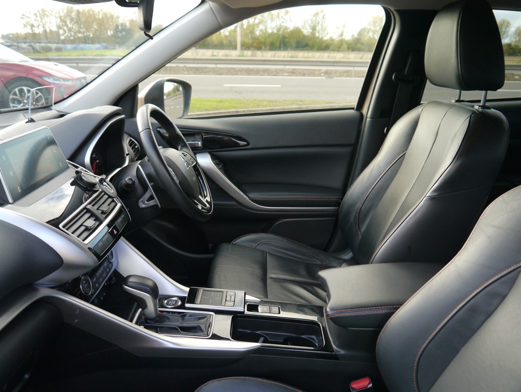 Used Mitsubishi Eclipse Cross 2019 for sale - 76355321: Photo 2