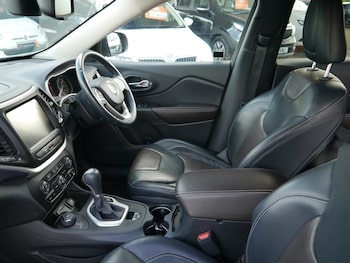 Used Jeep Cherokee 2015 for sale - 75874450: Photo