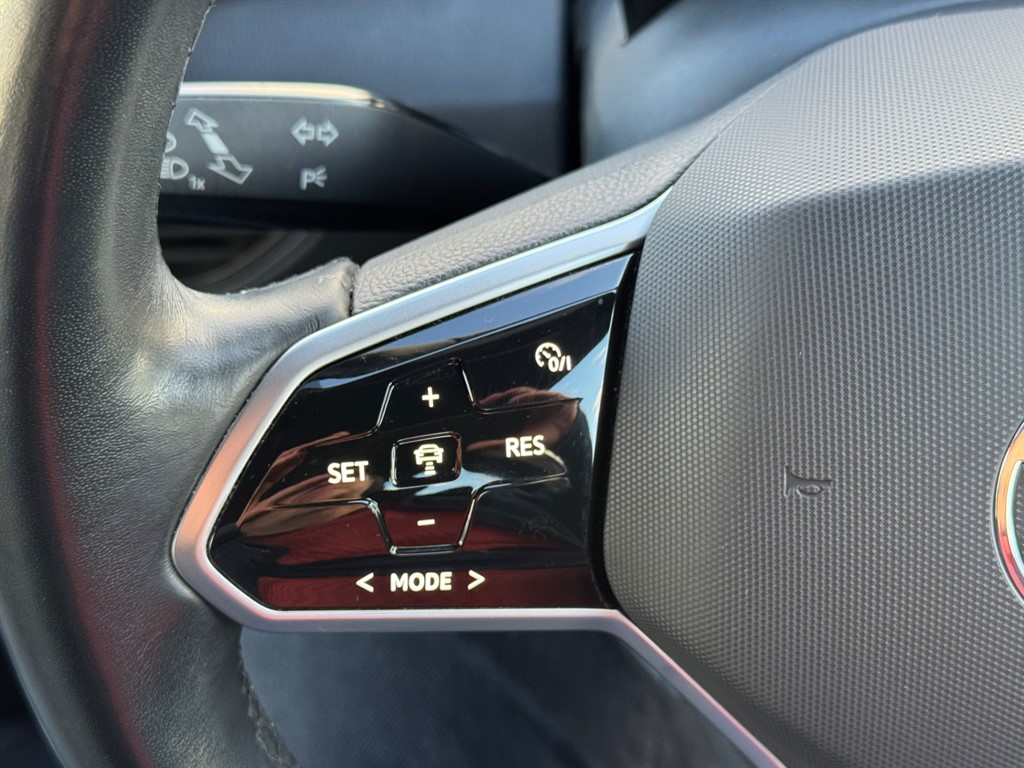 Used Volkswagen ID.3 2021 for sale - 77232406: Photo 9