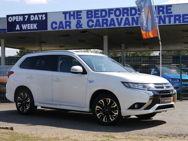 Used Mitsubishi Outlander 2016 for sale - 75572477: Photo 1