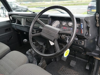 Used Land Rover Defender 110 1989 for sale - 75571329: Photo