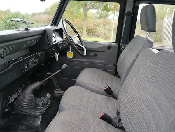 Used Land Rover Defender 110 1989 for sale - 75571329: Photo 3