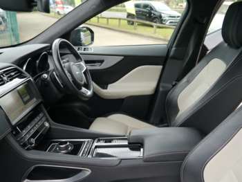 Used Jaguar F-Pace 2019 for sale - 74899603: Photo