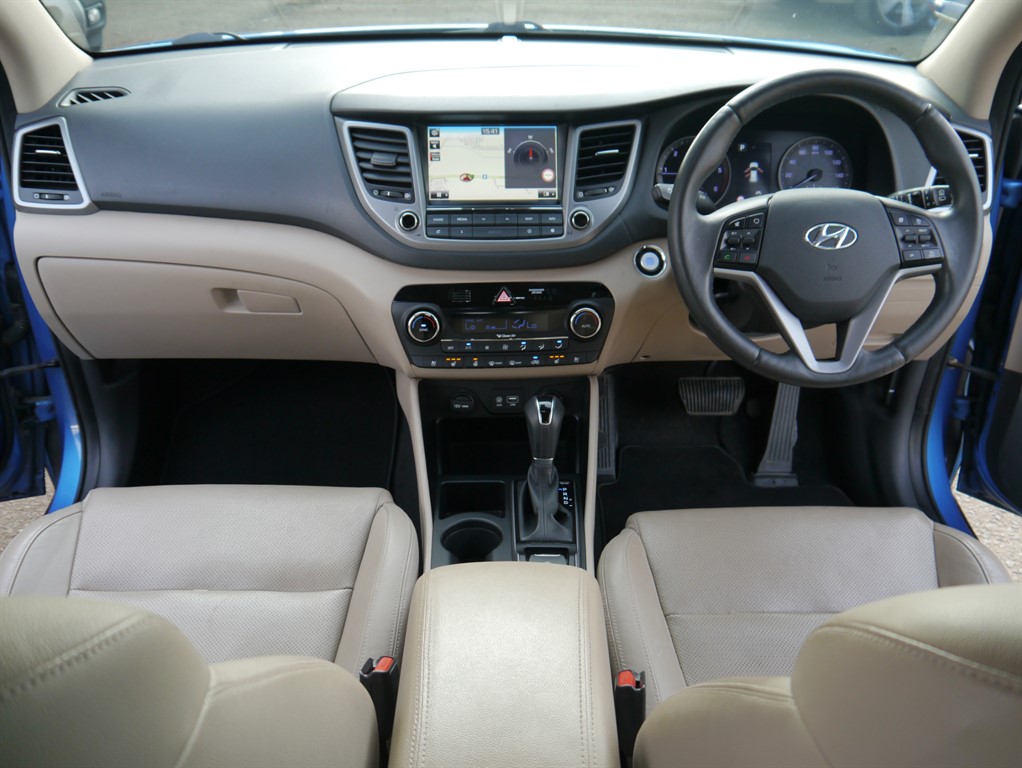 Used Hyundai TUCSON 2015 for sale - 77975699: Photo 2