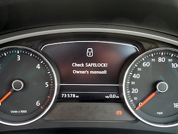 Used Volkswagen Touareg 2016 for sale - 76818083: Photo