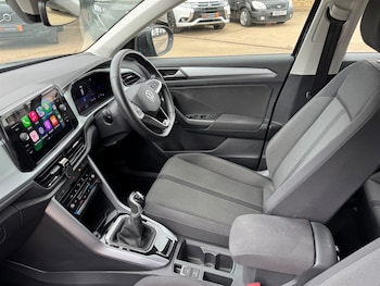 Used Volkswagen T-Roc 2023 for sale - 75571151: Photo