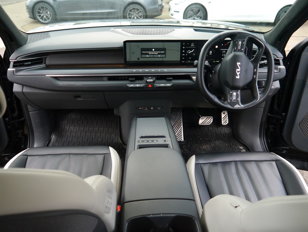 Used Kia EV9 2024 for sale - 77106203: Photo 2