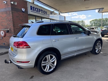 Used Volkswagen Touareg 2013 for sale - 78899628: Photo