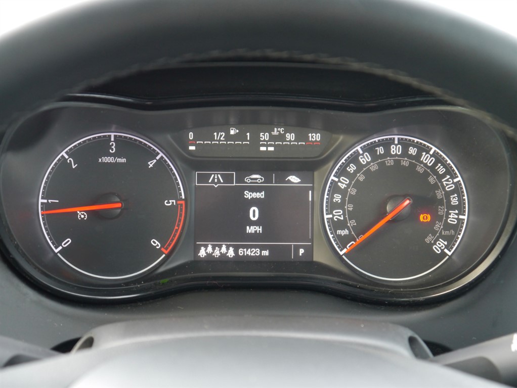 Used Vauxhall Zafira Tourer 2017 for sale - 76355309: Photo 4