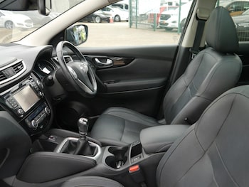 Used Nissan Qashqai 2015 for sale - 75615635: Photo