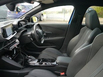 Used Peugeot 208 2020 for sale - 76351130: Photo
