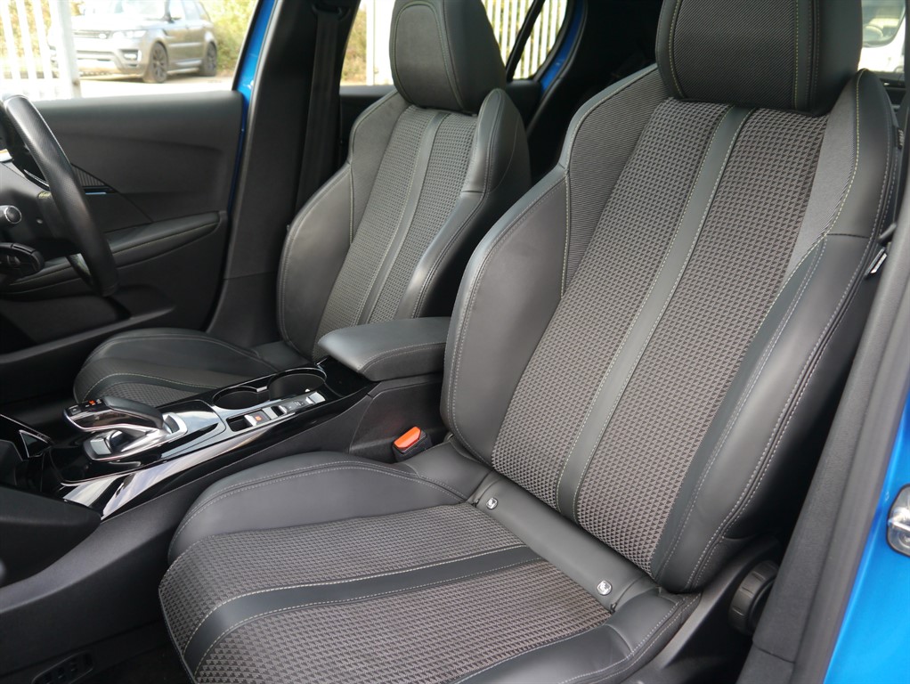 Used Peugeot 208 2020 for sale - 76351130: Photo 9