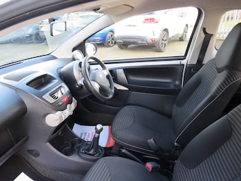 Used Peugeot 107 2014 for sale - 77890217: Photo