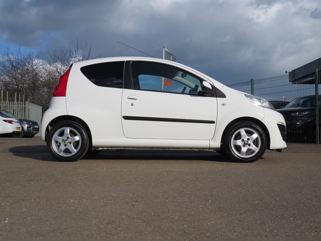 Used Peugeot 107 2014 for sale - 77890217: Photo 9