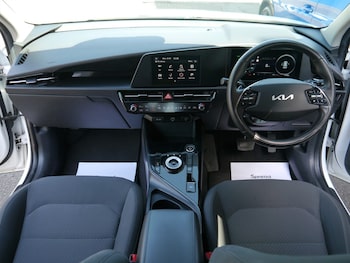 Used Kia Niro 2023 for sale - 78696067: Photo