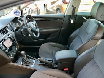 Used Skoda Octavia 2014 for sale - 75742896: Photo