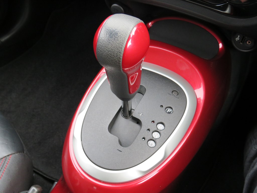 Used Nissan Juke 2014 for sale - 77890231: Photo 3