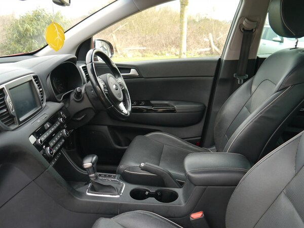 Used Kia Sportage 2016 for sale - 74035360: Photo 2