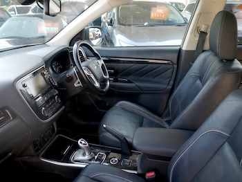 Used Mitsubishi Outlander 2016 for sale - 75537464: Photo