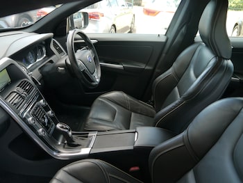 Used Volvo XC60 2015 for sale - 79339125: Photo