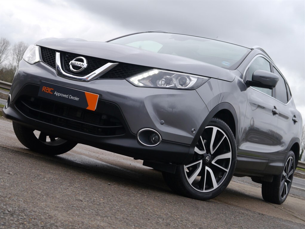 Used Nissan Qashqai 2016 for sale - 77397599: Photo 3