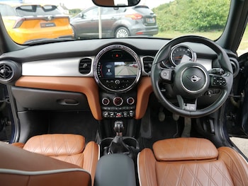 Used MINI Hatch 2021 for sale - 79045140: Photo