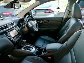Used Nissan Qashqai 2017 for sale - 75595870: Photo