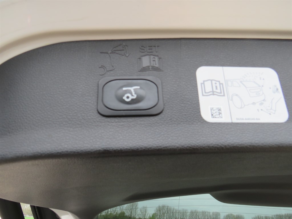 Used Ford Kuga 2017 for sale - 78094878: Photo 9