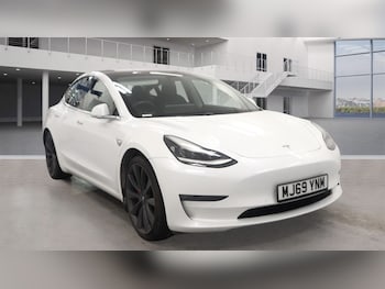 Used Tesla Model 3 2019 for sale - 76400916: Photo