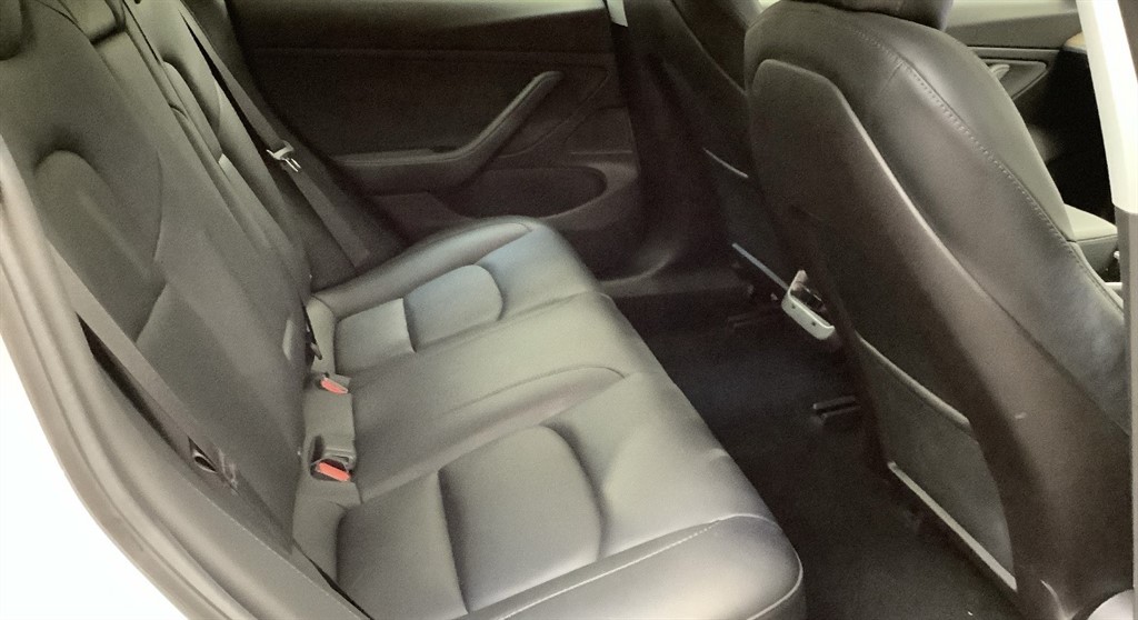 Used Tesla Model 3 2019 for sale - 76400916: Photo 9