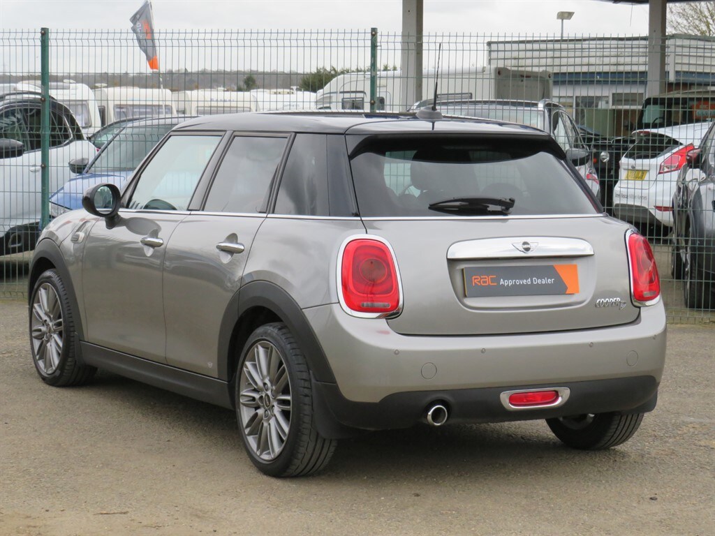 Used MINI Cooper 2017 for sale - 77911527: Photo 10