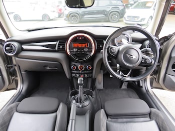 Used MINI Cooper 2017 for sale - 77911527: Photo
