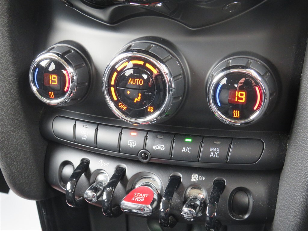 Used MINI Cooper 2017 for sale - 77911527: Photo 5