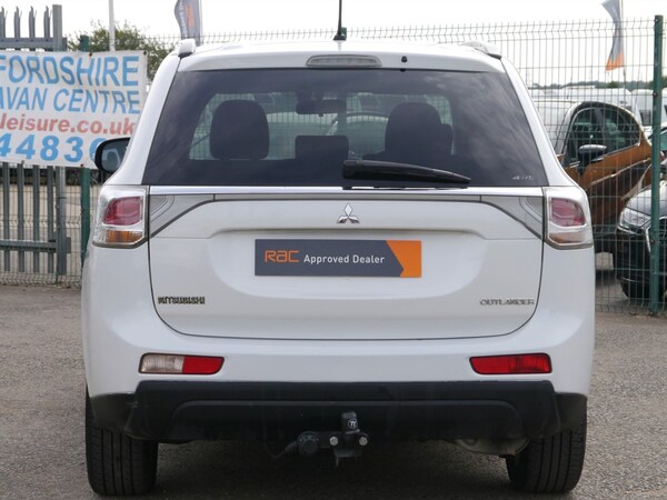 Used Mitsubishi Outlander 2013 for sale - 75615636: Photo 8