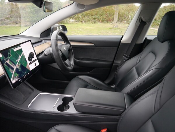Used Tesla Model 3 2021 for sale - 76271777: Photo 2