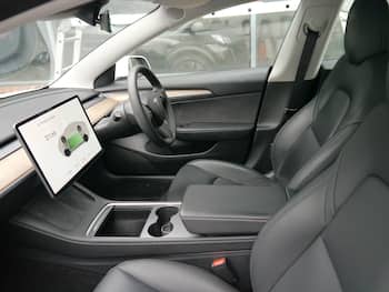 Used Tesla Model 3 2021 for sale - 79743616: Photo