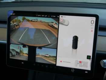 Used Tesla Model 3 2021 for sale - 74627002: Photo