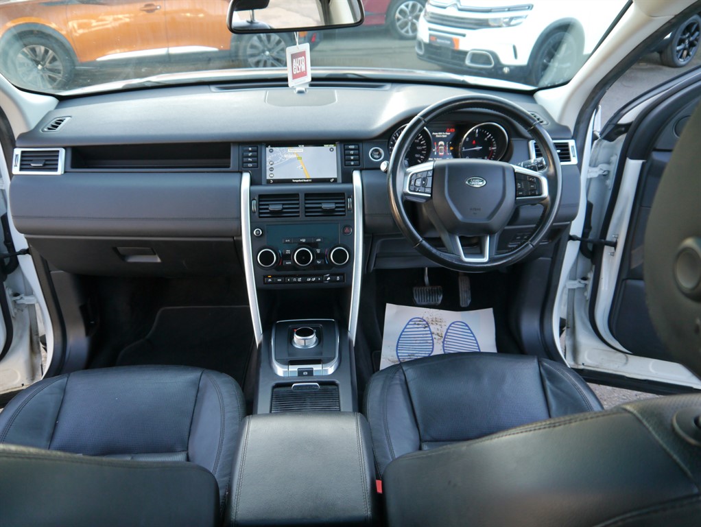 Used Land Rover Discovery Sport 2016 for sale - 76818055: Photo 3