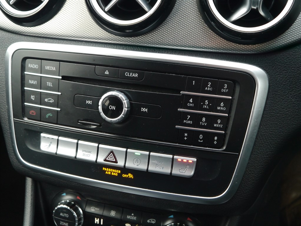 Used Mercedes-Benz 200 2018 for sale - 77256642: Photo 3