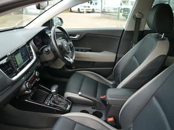 Used Kia Stonic 2020 for sale - 79714455: Photo