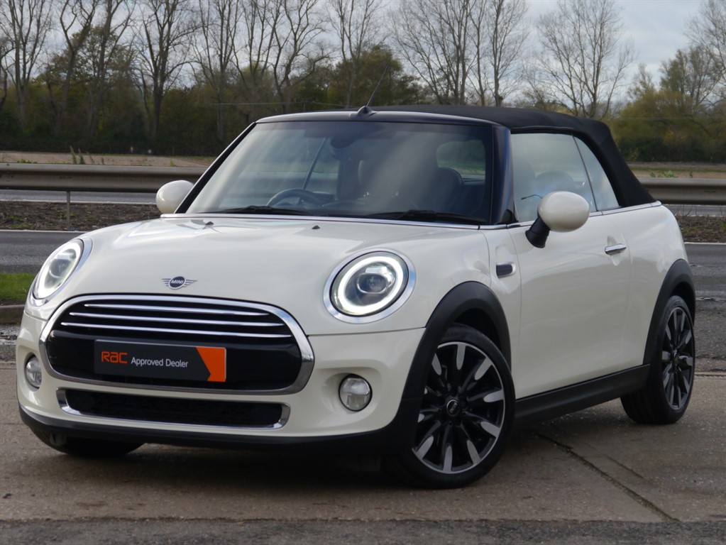 Used MINI Convertible 2019 for sale - 76640635: Photo 6